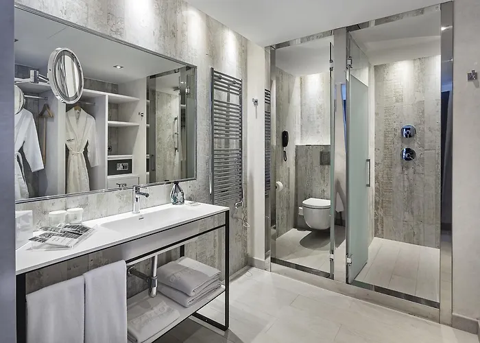 Superior Junior Suite
